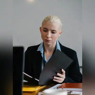 卫松文